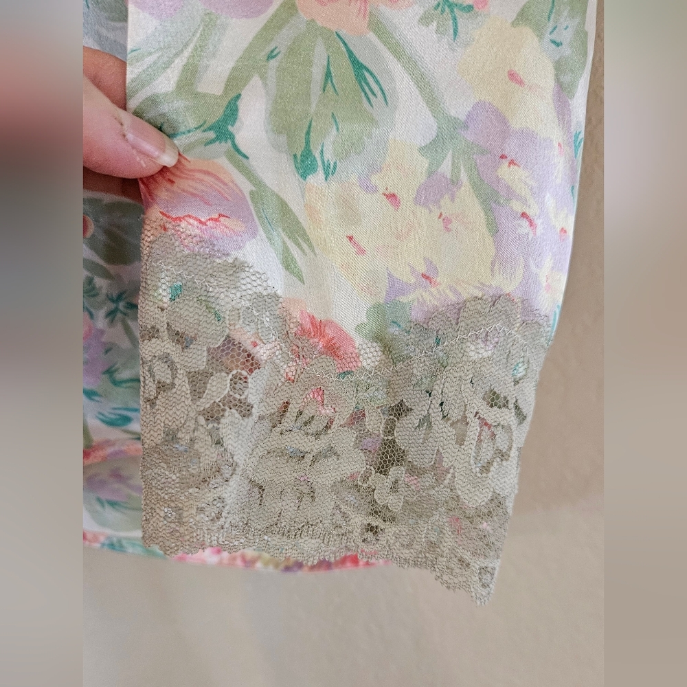 Vintage Victoria's Secret Pastel Floral Satin Pajama Top - Picture 3 of 6
